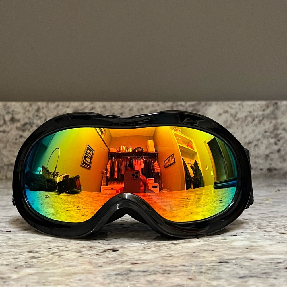 Kids ski goggles